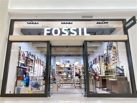 fossil showroom near me